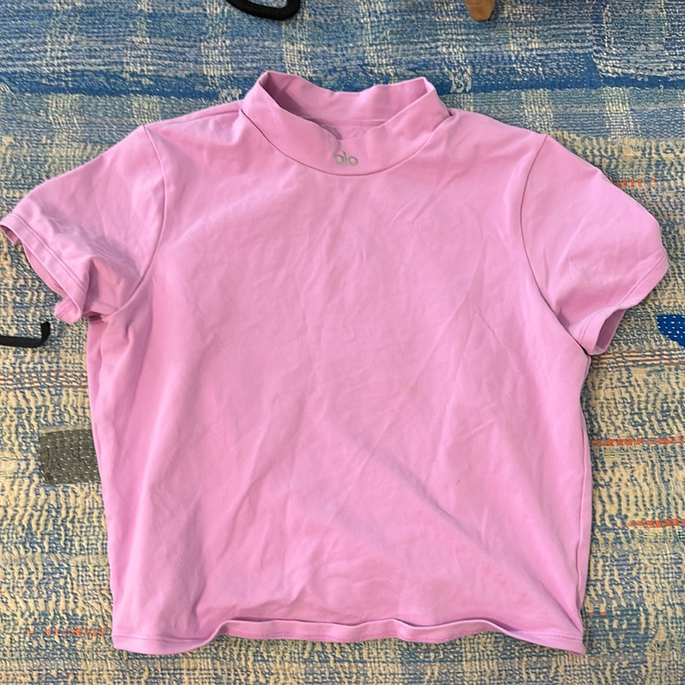 Alo Yoga Captivate Crop Short Sleeve Top